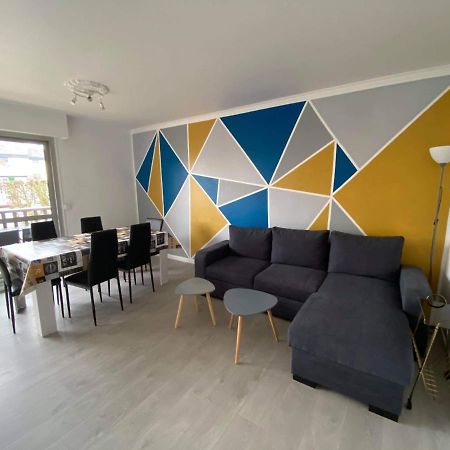 Cabourg Centre, Appartement Pour 4 Personnes A 100M De La Mer Bagian luar foto