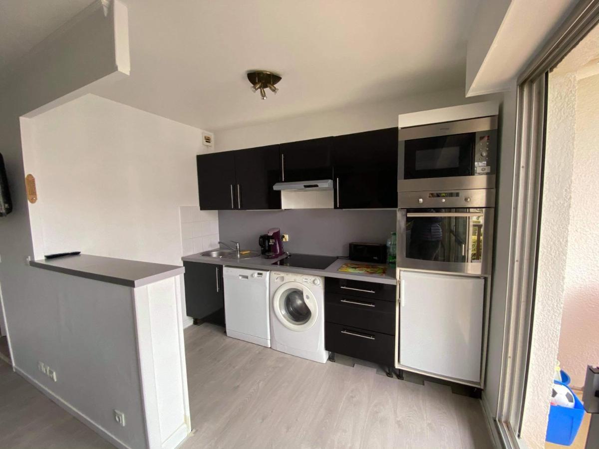 Cabourg Centre, Appartement Pour 4 Personnes A 100M De La Mer Bagian luar foto